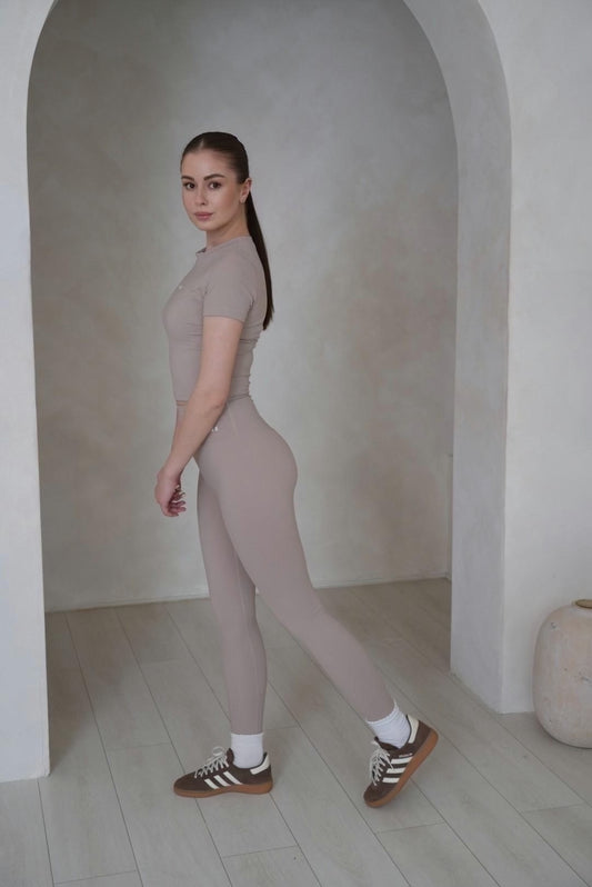 FORM High Waist Legging