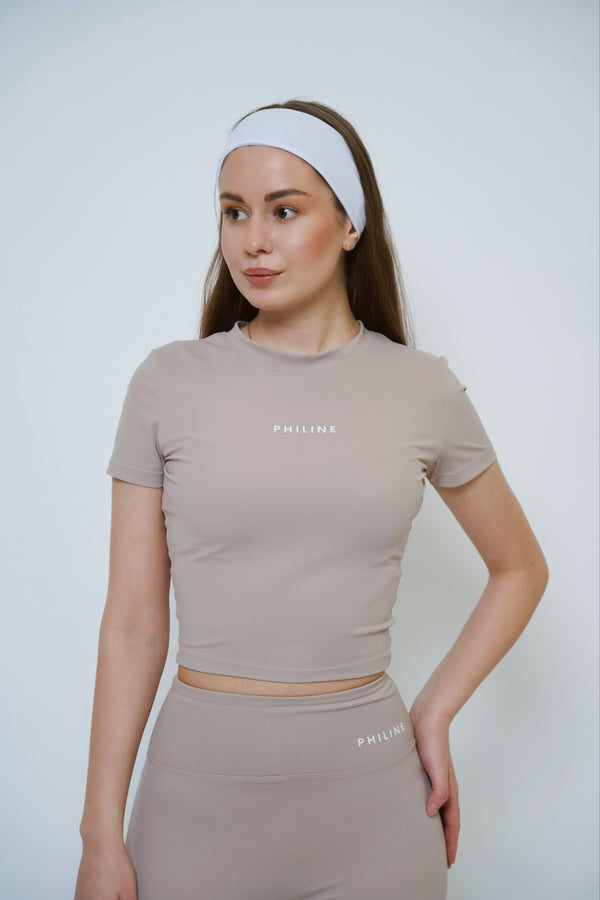 color: beige