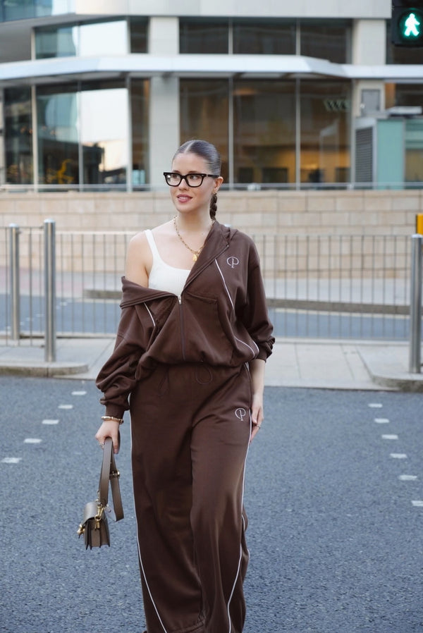 color: brown